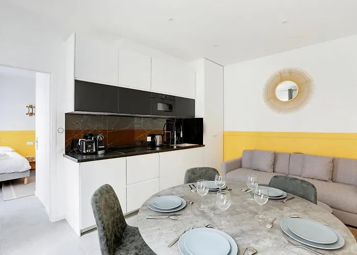 Charming -1br-5p - Republique דירה *